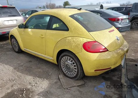 2014 Volkswagen Beetle 1.8T z USA, uszkodzony, nr VIN 3VWJ07AT9EM634379